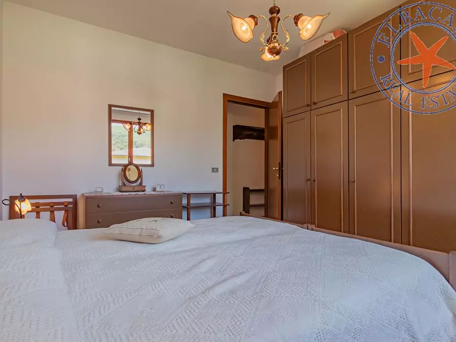 Immagine 9 di Appartamento in vendita  a Marciana Marina