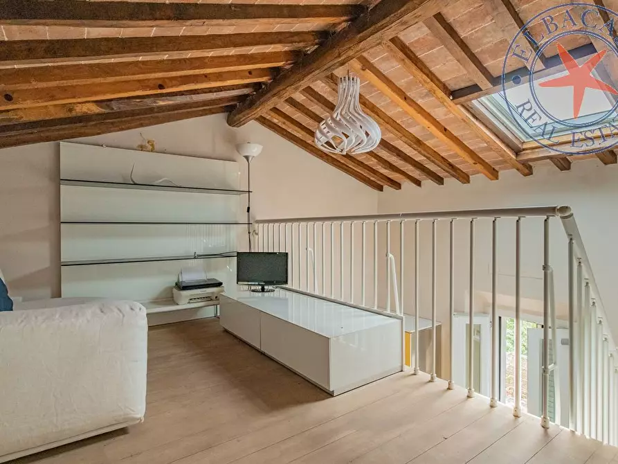 Immagine 9 di Casa indipendente in vendita  a Portoferraio