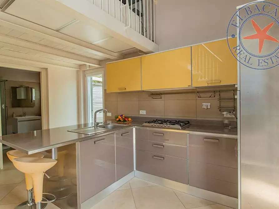 Immagine 1 di Casa indipendente in vendita  a Portoferraio