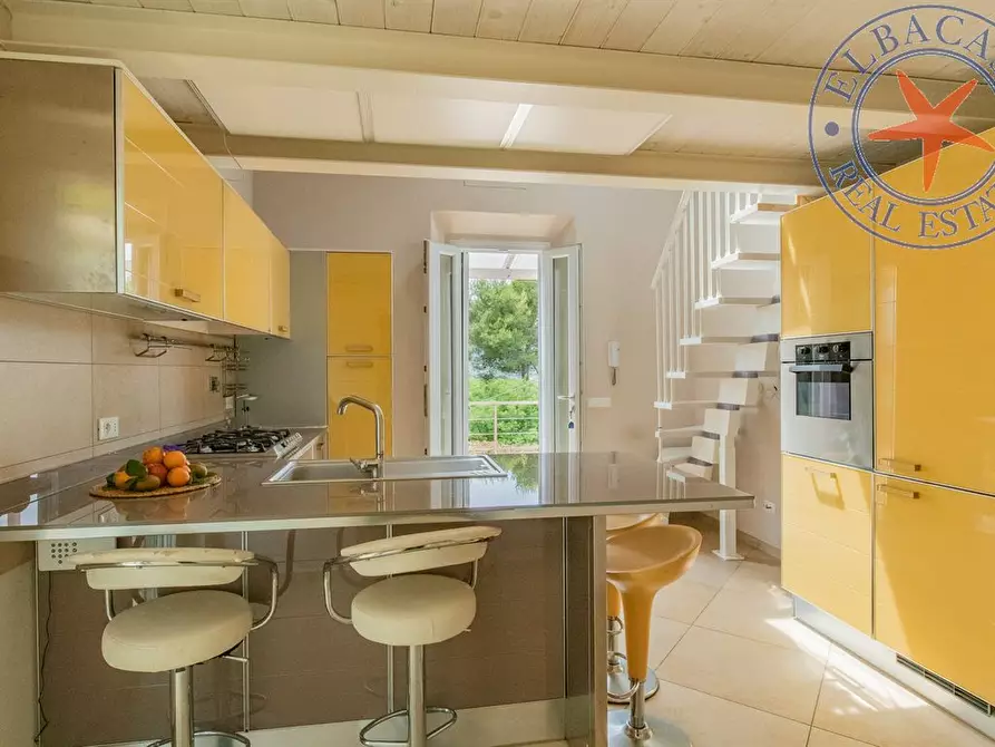 Immagine 3 di Casa indipendente in vendita  a Portoferraio