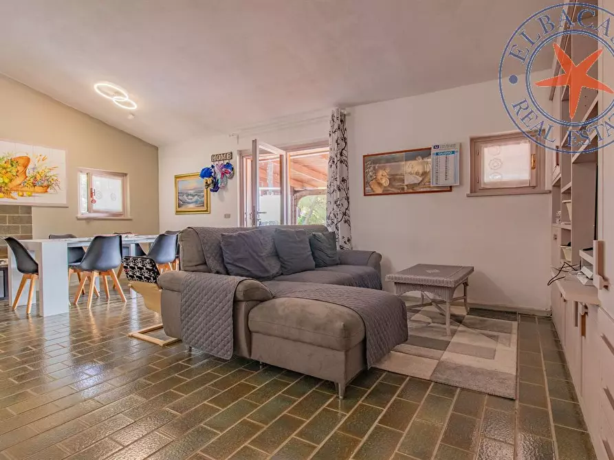 Immagine 1 di Casa indipendente in vendita  in via naregno a Capoliveri