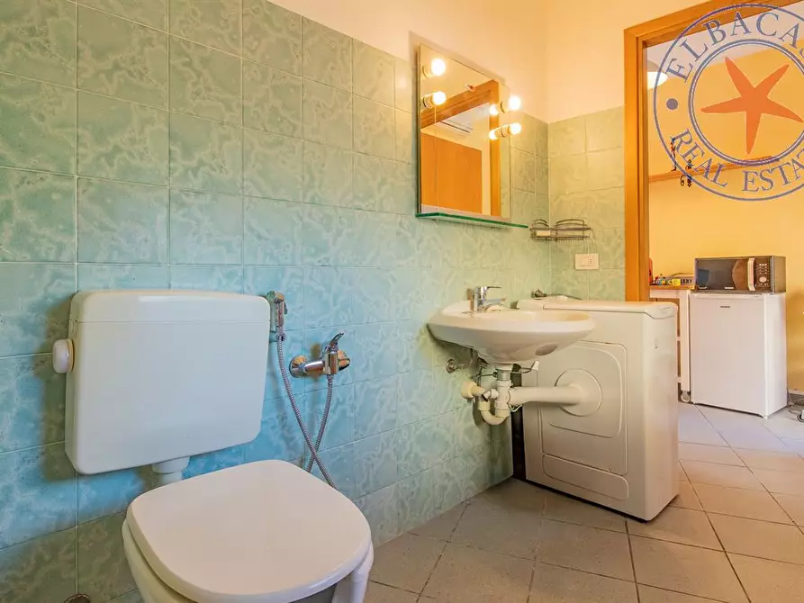 Immagine 3 di Appartamento in vendita  a Portoferraio