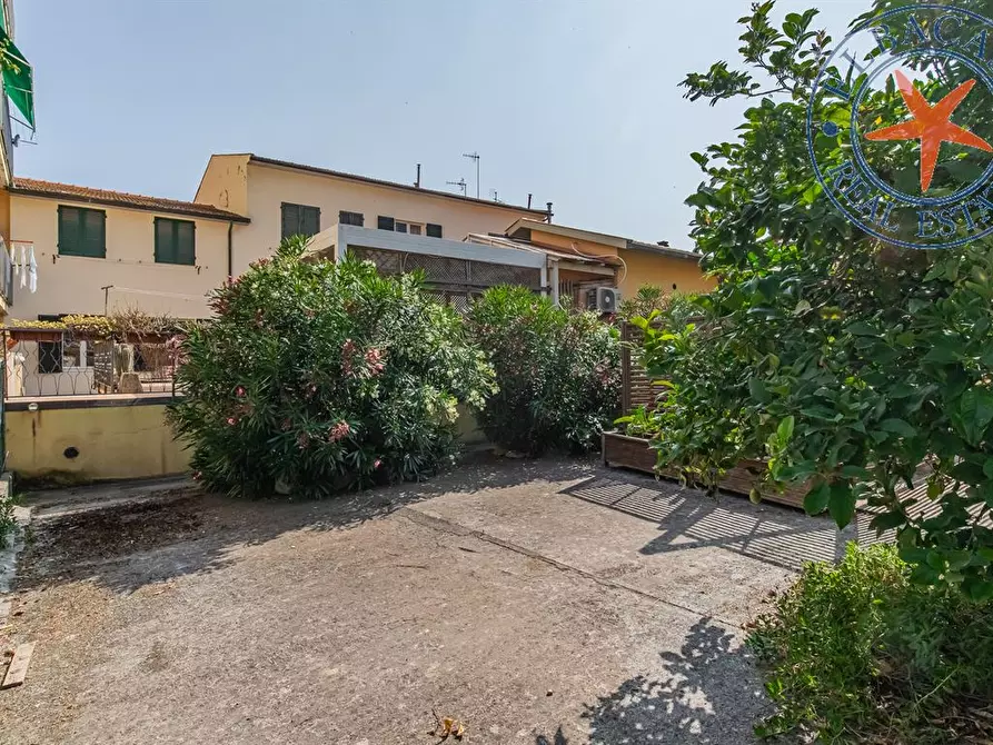 Immagine 7 di Appartamento in vendita  a Portoferraio