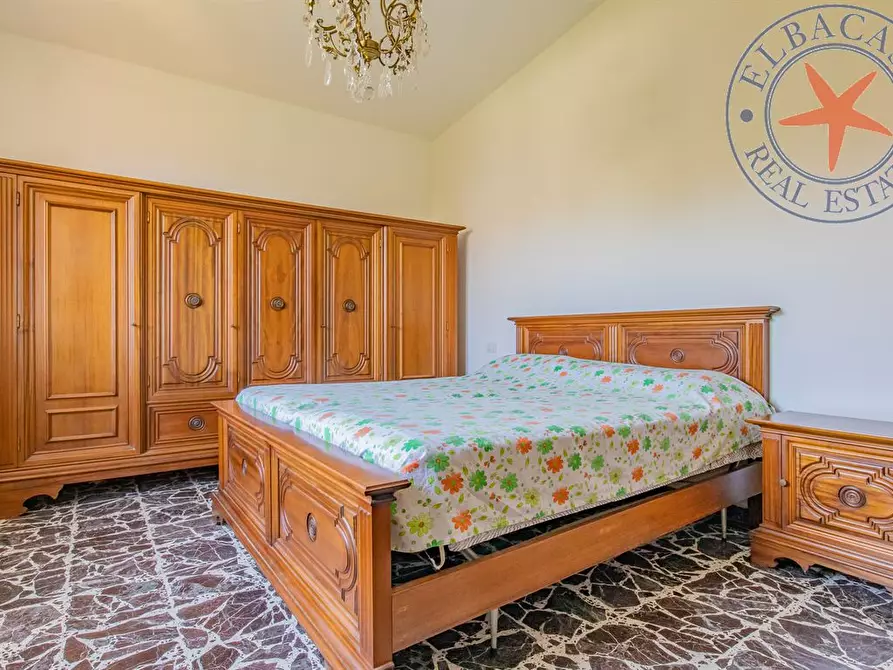 Immagine 8 di Villa in vendita  a Portoferraio