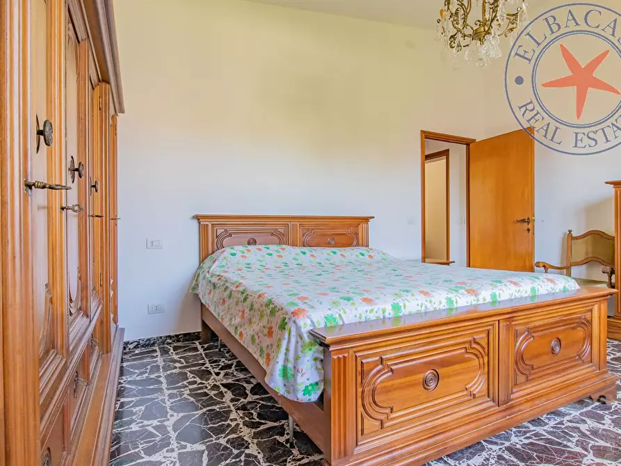 Immagine 9 di Villa in vendita  a Portoferraio