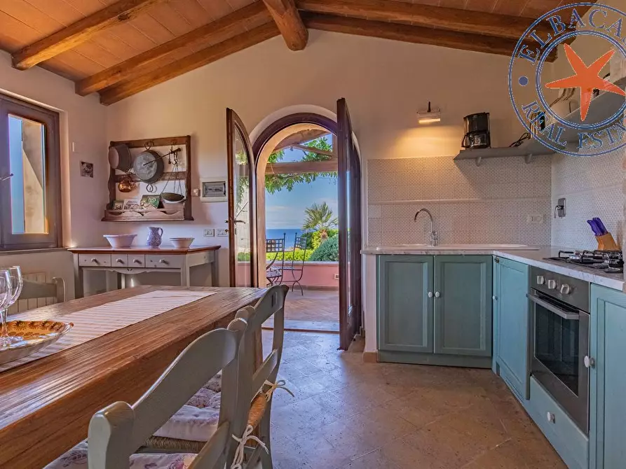 Immagine 2 di Villa in vendita  a Capoliveri