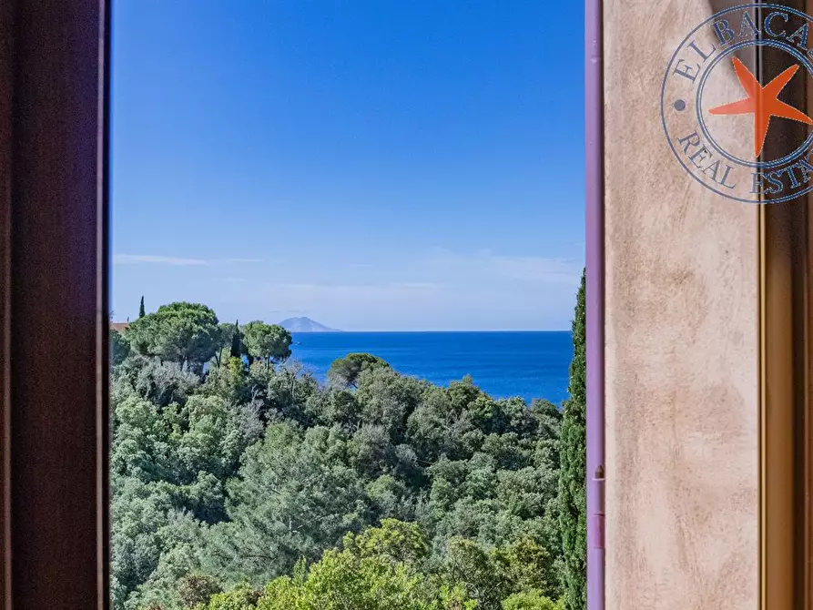 Immagine 1 di Villa in vendita  a Capoliveri