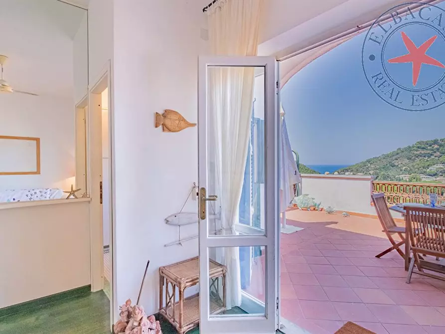 Immagine 2 di Appartamento in vendita  a Portoferraio