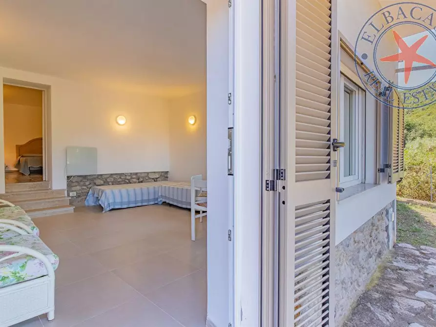 Immagine 7 di Villa in vendita  a Marciana Marina