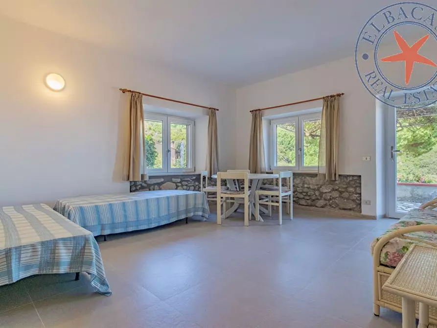 Immagine 4 di Villa in vendita  a Marciana Marina