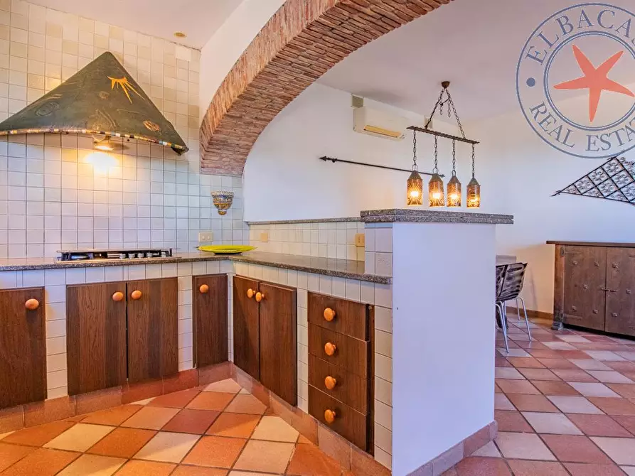 Immagine 4 di Villa in vendita  a Marciana