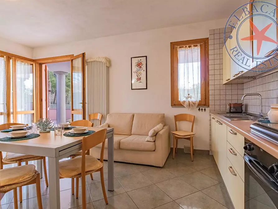 Immagine 1 di Casa semindipendente in vendita  in Via giovanni XXIII a Campo Nell'elba