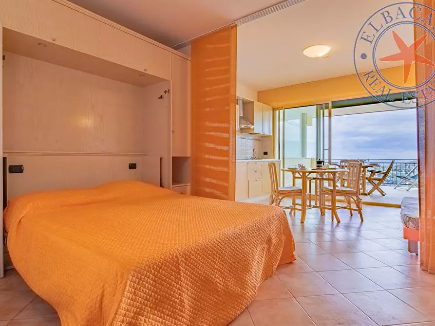 Immagine 3 di Appartamento in vendita  in Localita Naregno snc a Capoliveri