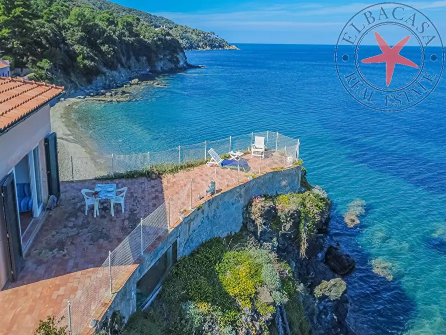 Immagine 1 di Villa in vendita  in Località Bagno snc a Marciana Marina