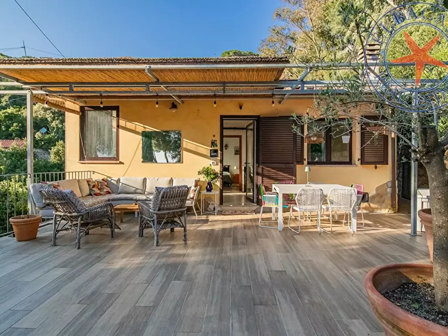 Immagine 1 di Appartamento in vendita  a Capoliveri