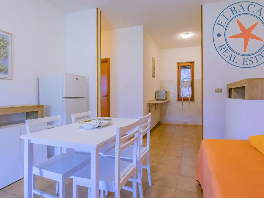 Immagine 4 di Casa indipendente in vendita  a Capoliveri