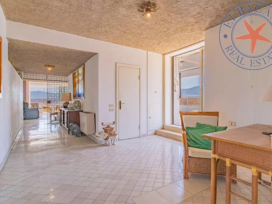 Immagine 9 di Attico in vendita  in Calata italia 26 a Portoferraio