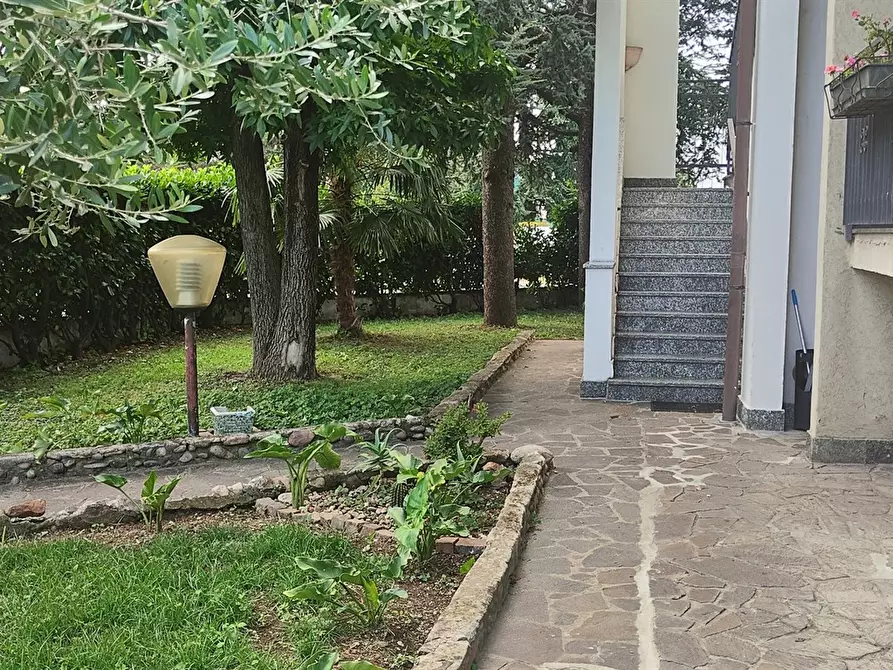 Immagine 3 di Casa bifamiliare in vendita  in antonio vivaldi 1 a Canegrate