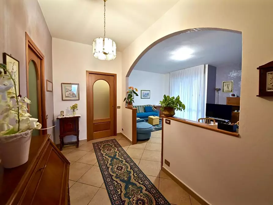 Immagine 4 di Casa bifamiliare in vendita  in antonio vivaldi 1 a Canegrate