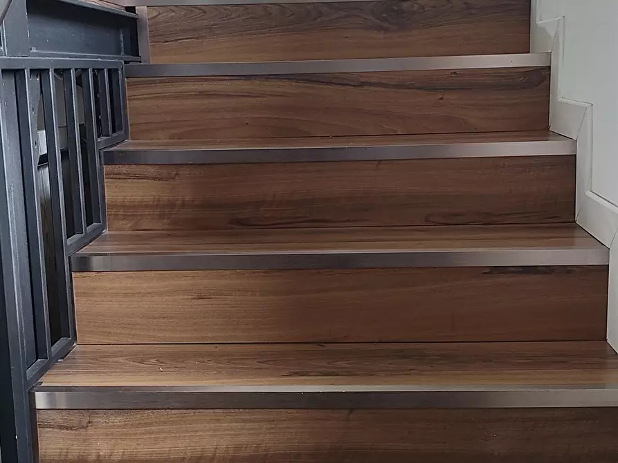 Immagine 1 di Negozio in vendita  in europa 2 a San Vittore Olona