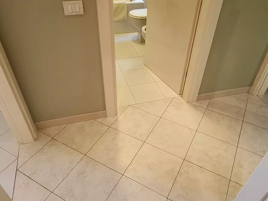 Immagine 4 di Appartamento in vendita  in BUTTI 26 a Parabiago