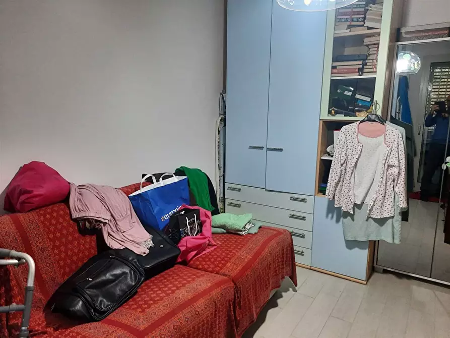 Immagine 4 di Appartamento in vendita  a Livorno