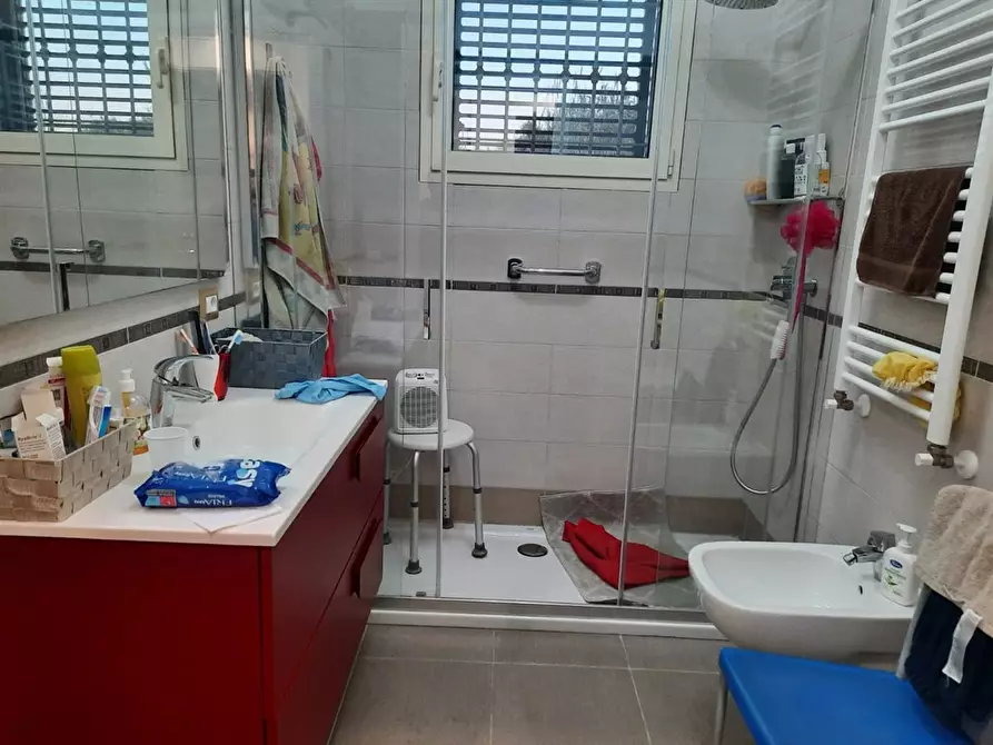 Immagine 9 di Appartamento in vendita  a Livorno