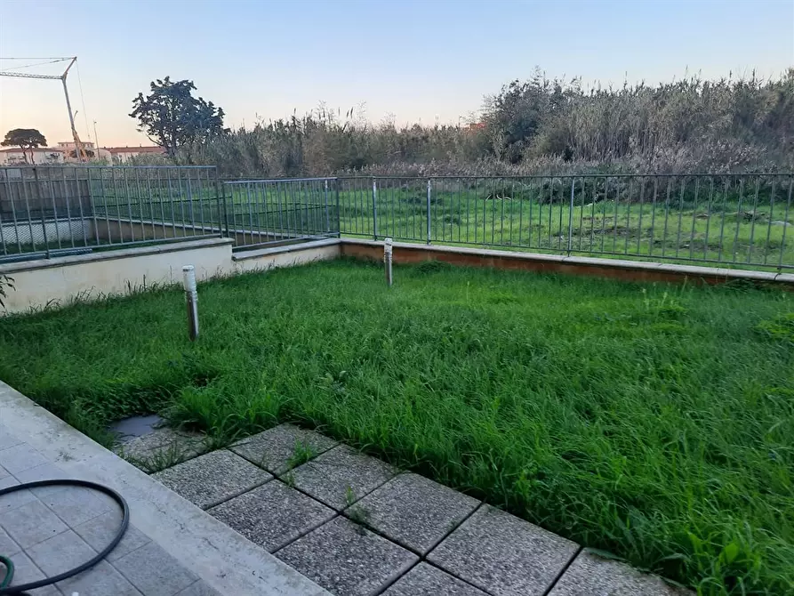 Immagine 8 di Appartamento in vendita  a Livorno