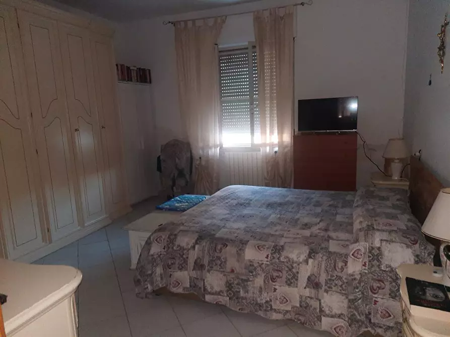 Immagine 8 di Casa semindipendente in vendita  a Livorno