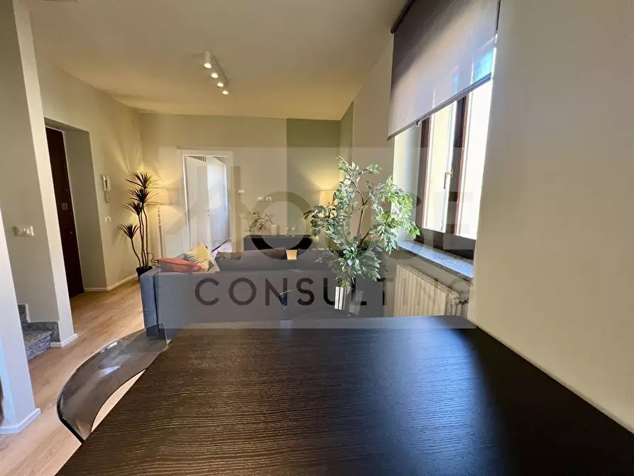 Immagine 2 di Appartamento in vendita  in Via Federico Confalonieri 111 a Villasanta