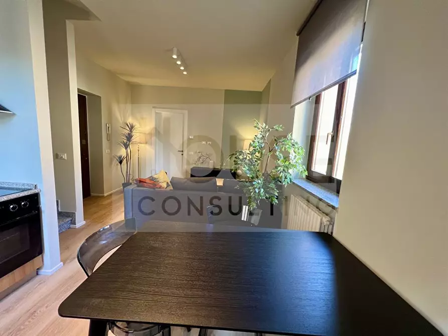 Immagine 4 di Appartamento in vendita  in Via Federico Confalonieri 111 a Villasanta