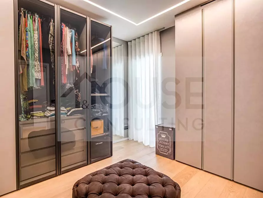 Immagine 9 di Appartamento in vendita  in Via Lorenzo Perosi 11 a Monza