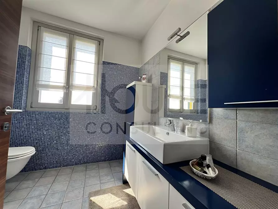 Immagine 3 di Villa in vendita  in Via Vignolo 8 a Camparada