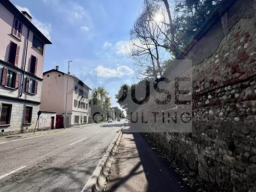 Immagine 5 di Appartamento in vendita  in Via Federico Confalonieri 111 a Villasanta