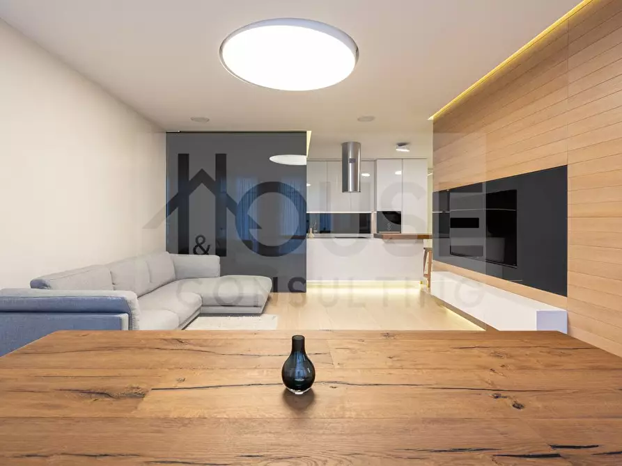 Immagine 2 di Appartamento in vendita  in Via Lorenzo Perosi 11 a Monza