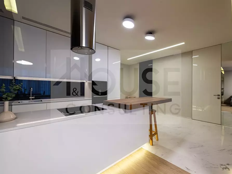 Immagine 6 di Appartamento in vendita  in Via Lorenzo Perosi 11 a Monza