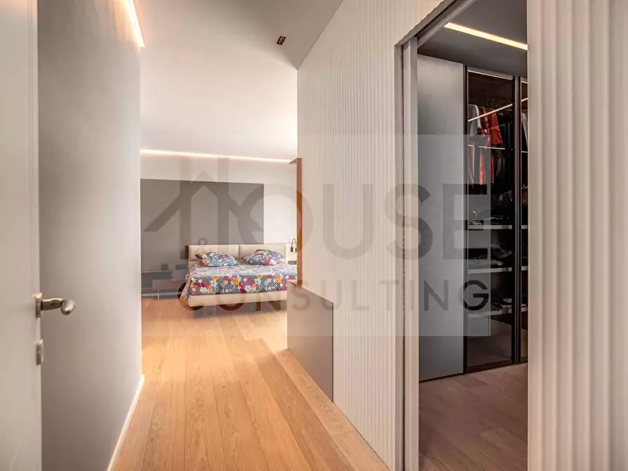 Immagine 6 di Appartamento in vendita  in Via Lorenzo Perosi 11 a Monza