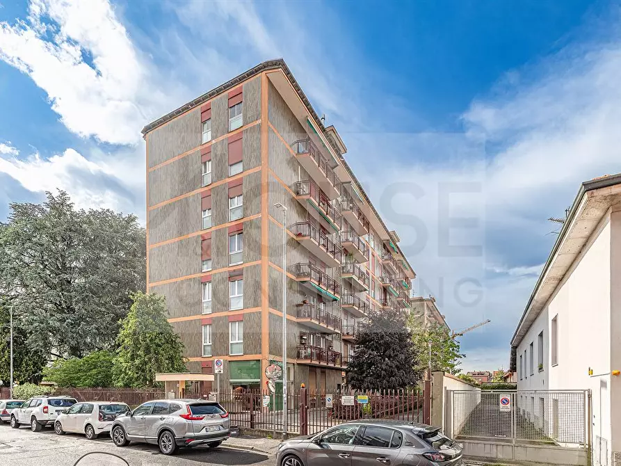 Immagine 8 di Appartamento in vendita  in Via Lorenzo Perosi 16 a Monza