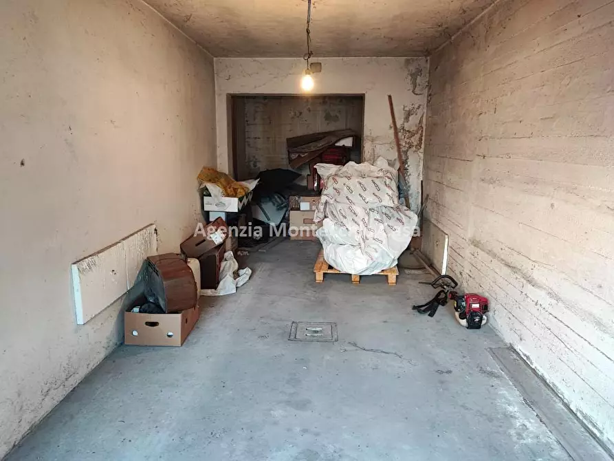 Immagine 1 di Appartamento in vendita  in Via Della Vittoria a Montecalvo In Foglia