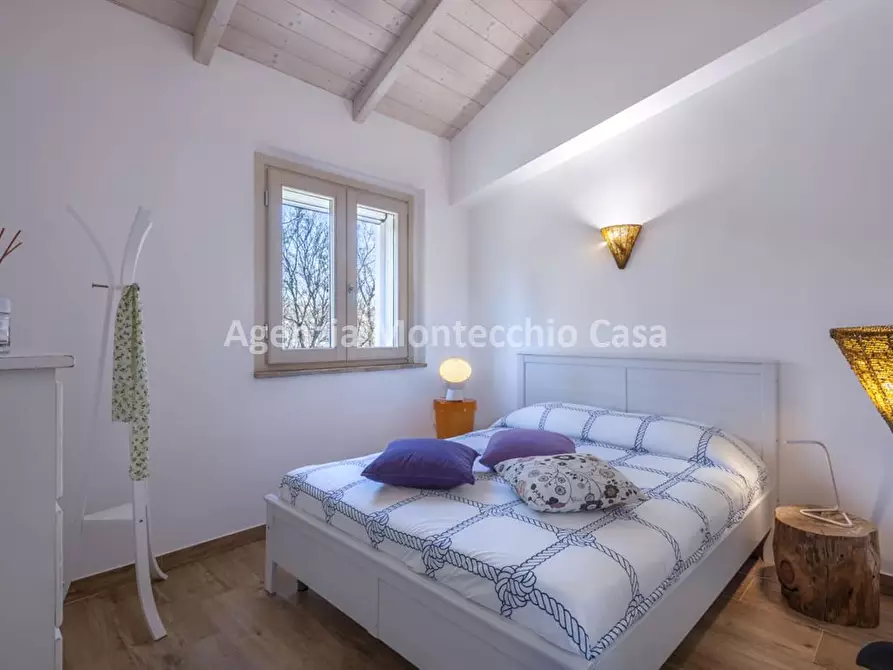 Immagine 1 di Villa in vendita  in Via Canarecchia a Vallefoglia