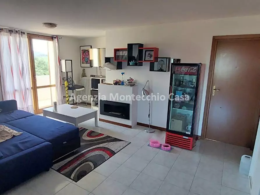 Immagine 1 di Appartamento in vendita  in Via Della Libertà a Vallefoglia