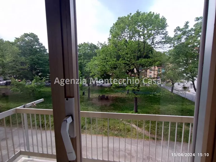 Immagine 9 di Appartamento in vendita  in Via  Cicognani a Pesaro