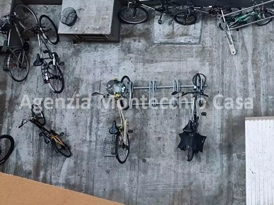 Immagine 1 di Appartamento in vendita  in Piazzale Lazzarini a Pesaro