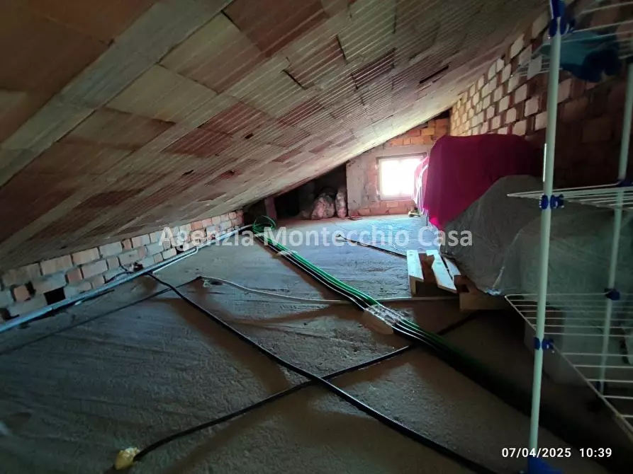 Immagine 9 di Casa indipendente in vendita  in Via C. Battisti a Montecalvo In Foglia