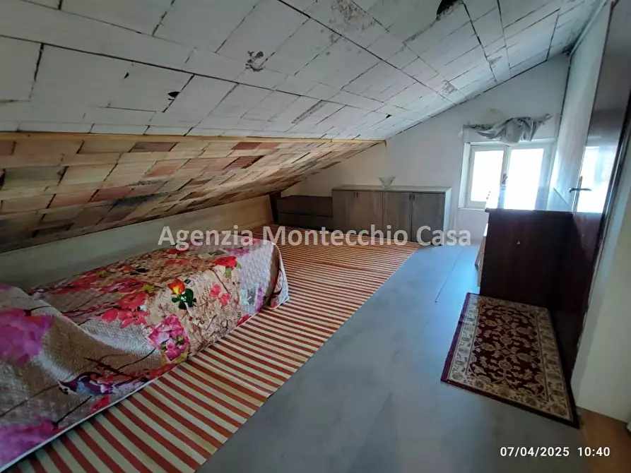 Immagine 7 di Casa indipendente in vendita  in Via C. Battisti a Montecalvo In Foglia