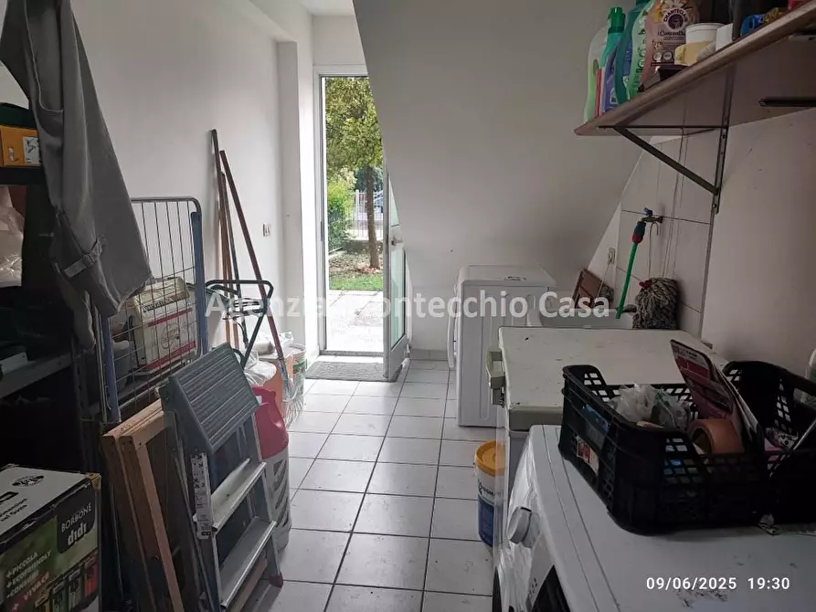 Immagine 2 di Appartamento in vendita  in Via Zara a Vallefoglia