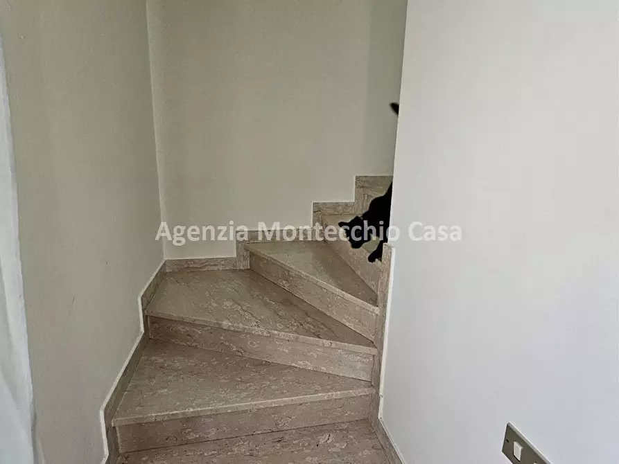 Immagine 9 di Appartamento in vendita  in Via Vittorio Veneto a Petriano