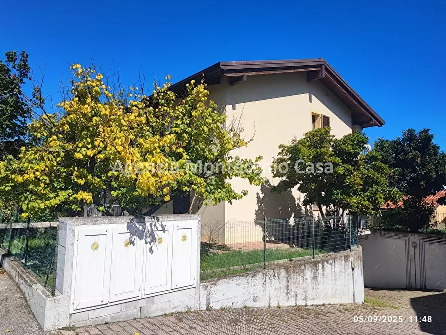 Immagine 9 di Appartamento in vendita  in Via Costanza Monti a Pesaro