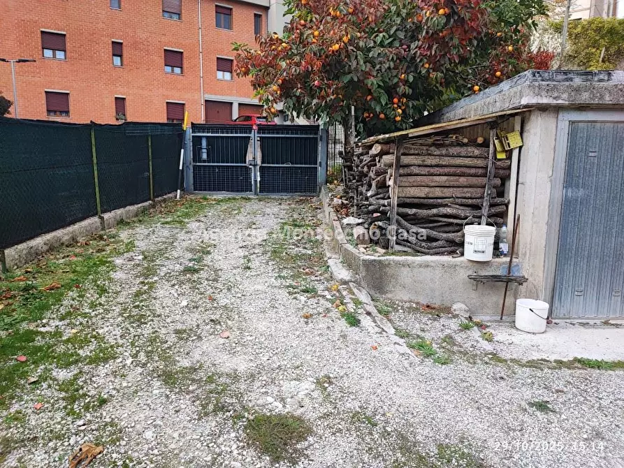 Immagine 8 di Appartamento in vendita  in Via Cà Cartolaro a Urbino