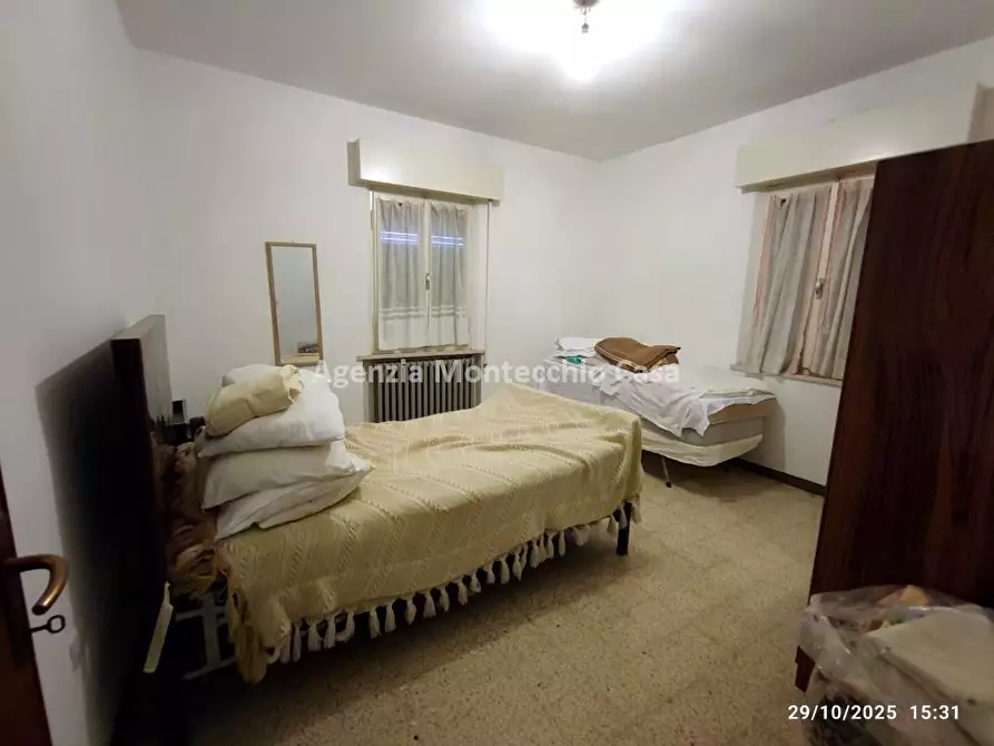 Immagine 5 di Appartamento in vendita  in Via Cà Cartolaro a Urbino